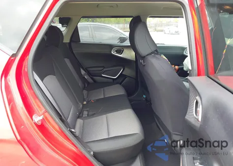 2021 Kia Soul Lx z USA, uszkodzony, nr VIN KNDJ23AU2M7777357